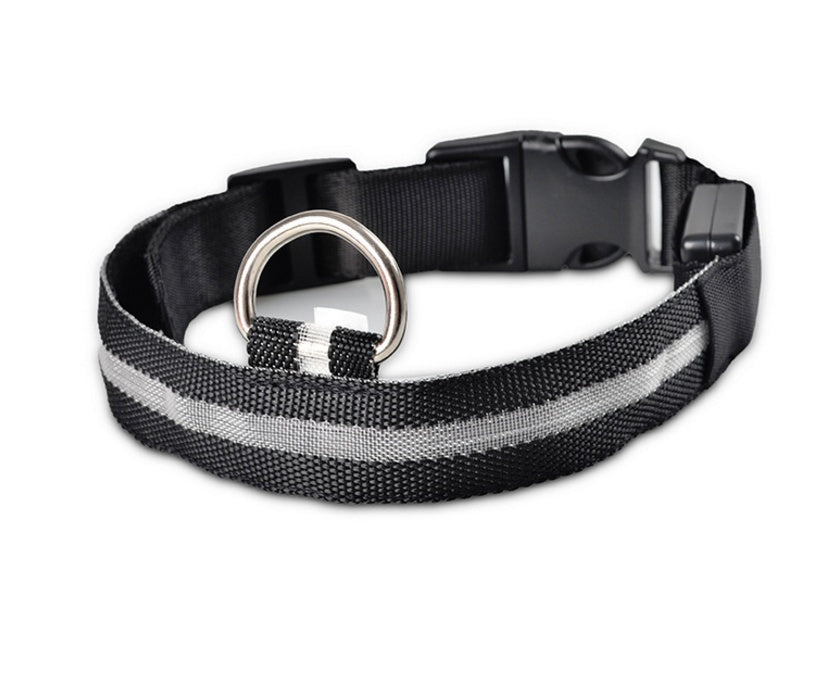 Nylon LED verlichte halsband - oplaadbaar of op batterijen